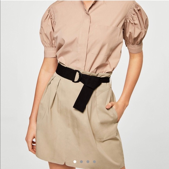 Mango Dresses & Skirts - Mango skirt with black belt Mango Dresses & Skirts - Mango skirt with black belt